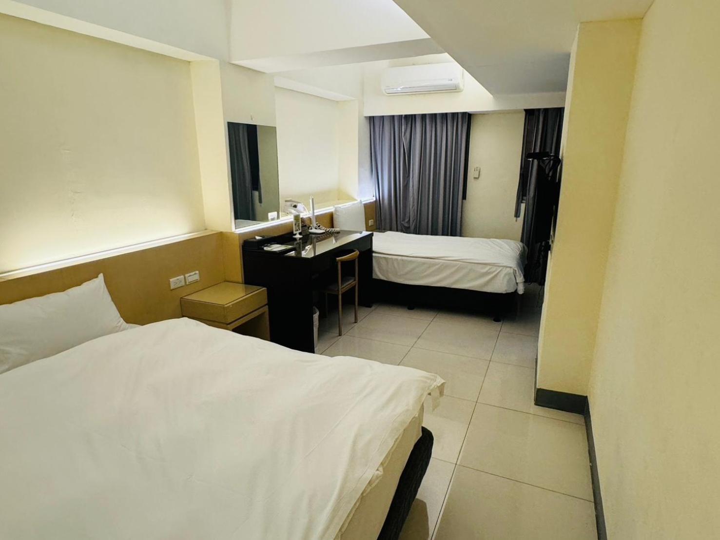 Kiwi Express Hotel - Kaohsiung Station מראה חיצוני תמונה