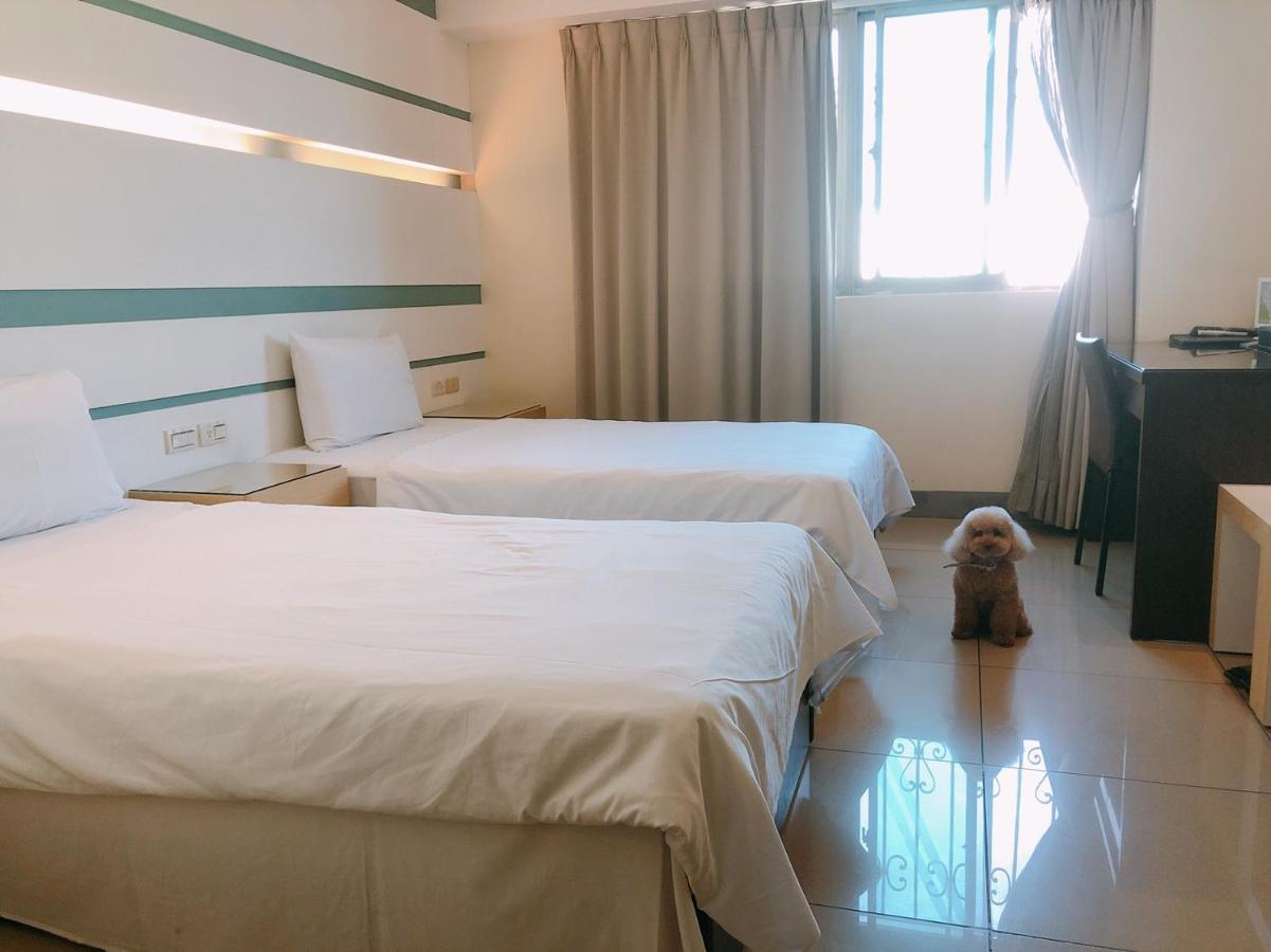 Kiwi Express Hotel - Kaohsiung Station מראה חיצוני תמונה